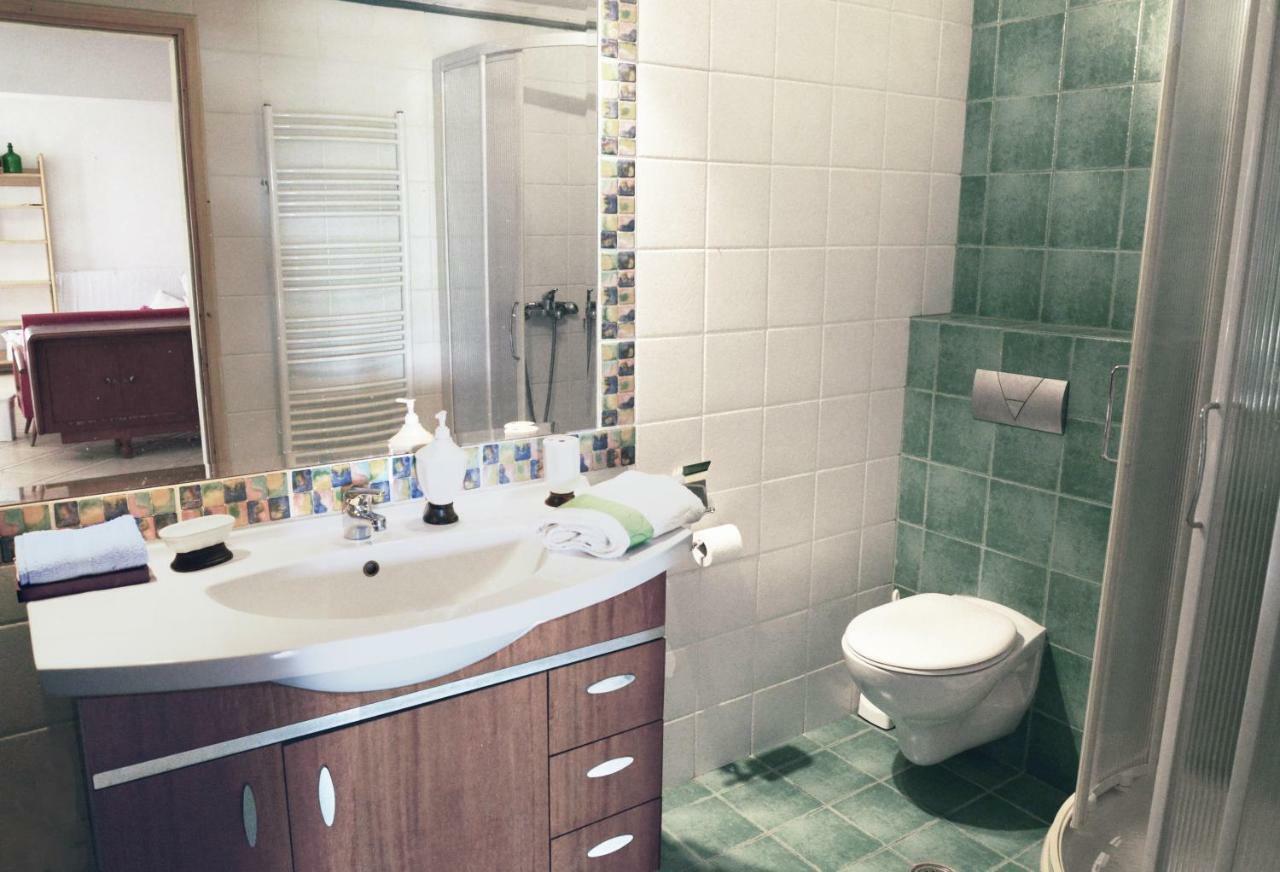 Blueline Guesthouse Agios Dimitrios  Eksteriør billede
