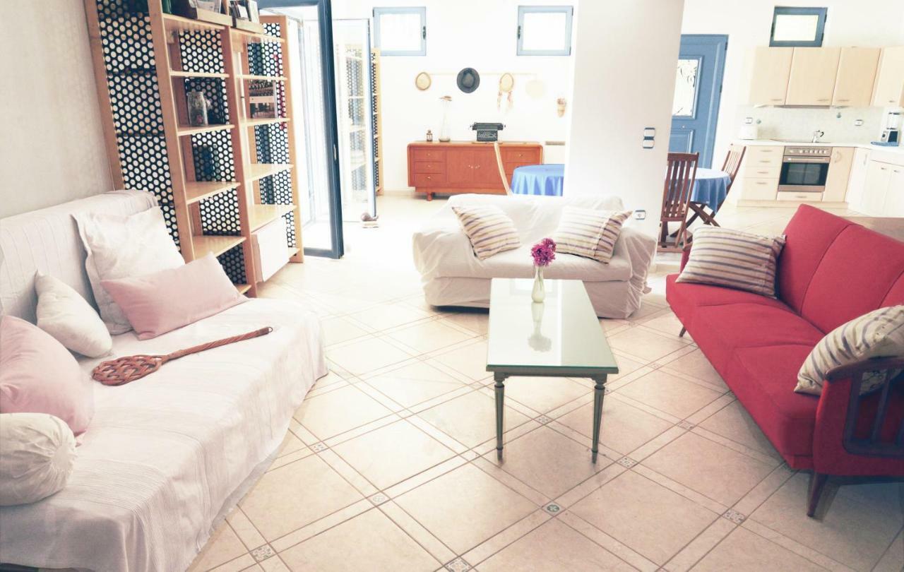 Blueline Guesthouse Agios Dimitrios  Eksteriør billede