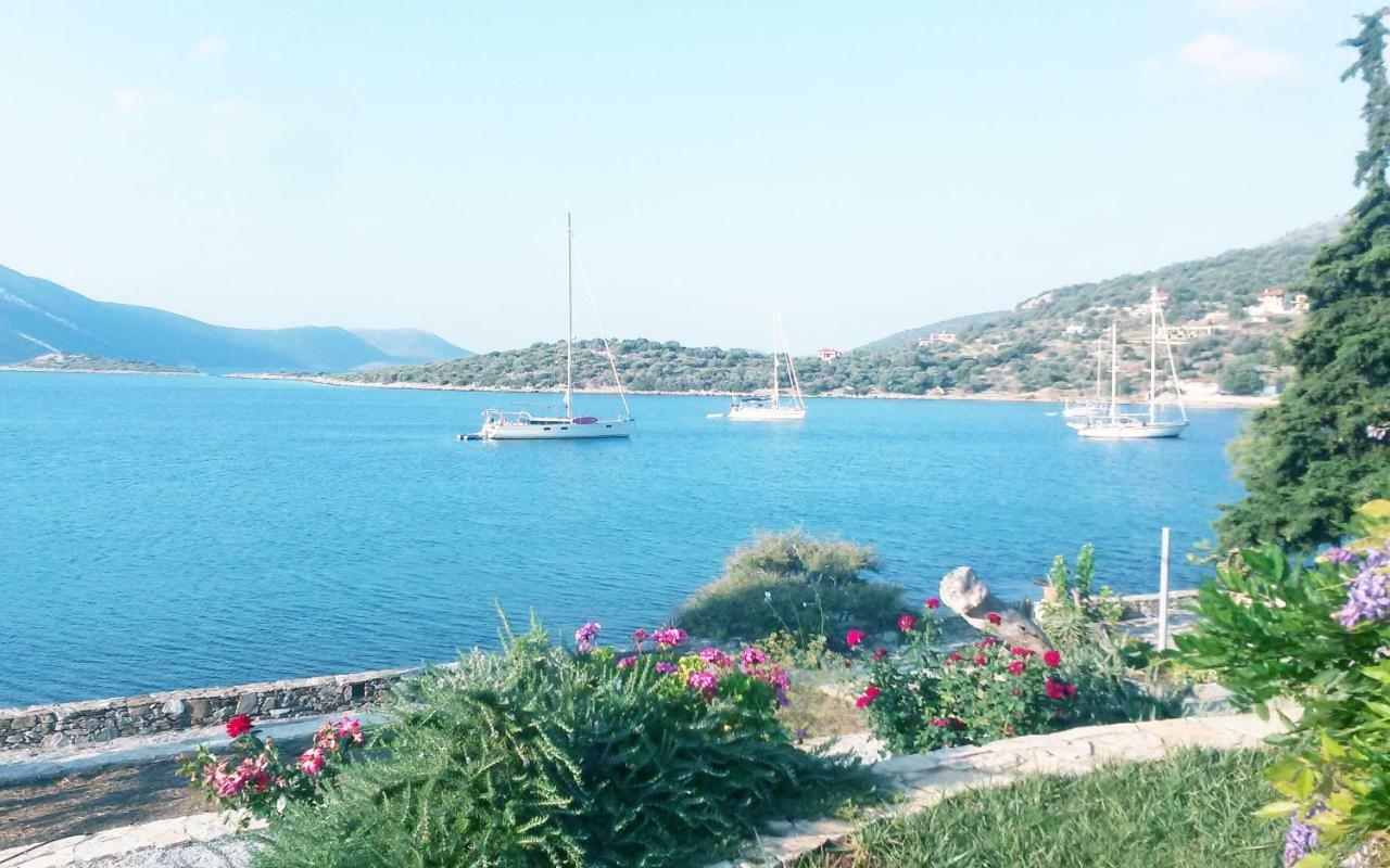 Blueline Guesthouse Agios Dimitrios  Eksteriør billede
